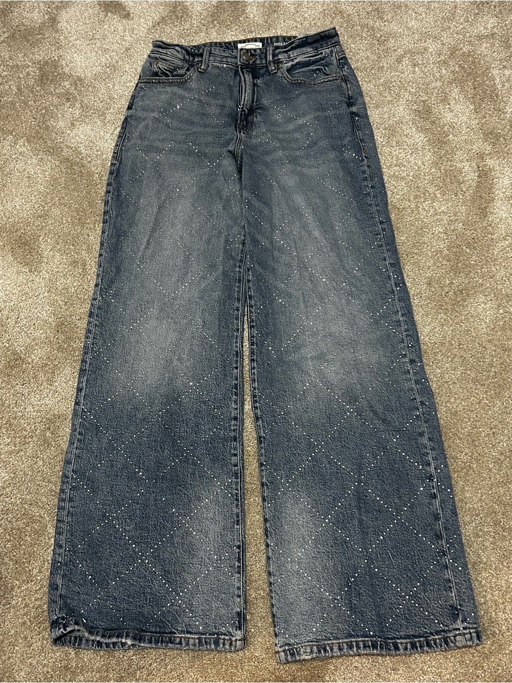 Good American Good Ease Rhinestone Argyle Relaxed Jeans Size 4/27 - Picture 2 of 9